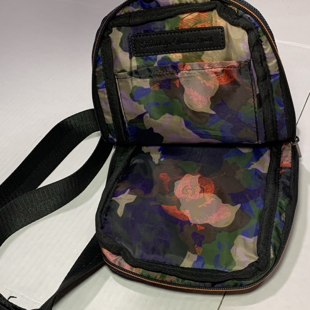 Robert Graham Randal Sling Bag Crossbody Messenger – Navy Blue Designer - Picture 6 of 10
